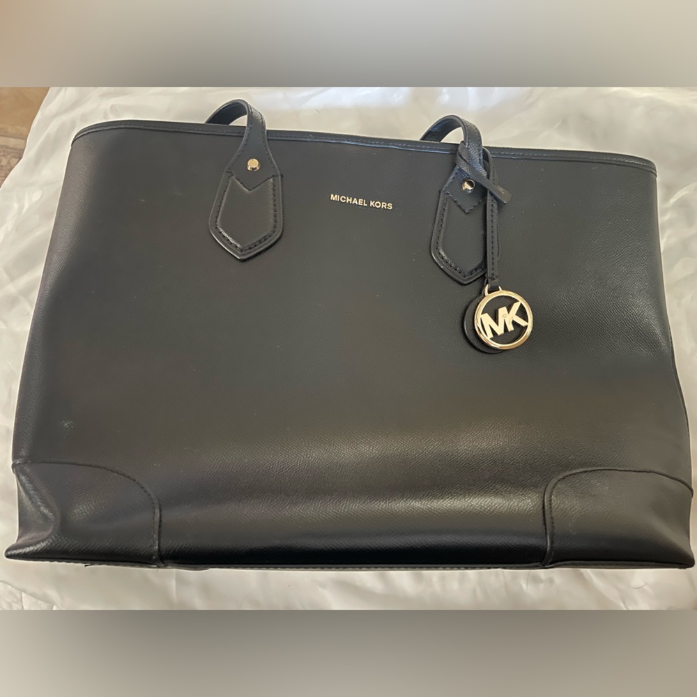 Black Michael Kors Tote